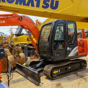 Gran oferta, miniexcavadora sobre orugas Hitachi ZX60 usada, componentes básicos en buenas condiciones, incluida la bomba de engranajes del motor, Cubo de 1,15 m³ - Product Image 1