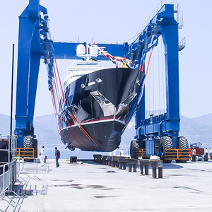 <span class=keywords><strong>Gru</strong></span> a Cavalletto per Alaggio e Varo di Barche e Yacht <span class=keywords><strong>da</strong></span> 30, 40, 50, 80 e 100 Tonnellate per Uso in Cantiere Navale - Product Image 2