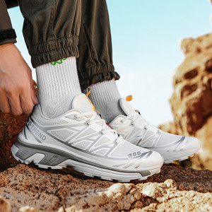 <span class=keywords><strong>Scarpe</strong></span> <span class=keywords><strong>da</strong></span> <span class=keywords><strong>Trekking</strong></span> Unisex <span class=keywords><strong>Basse</strong></span> Impermeabili Antiscivolo Resistenti all'Usura con Ammortizzazione per Sport e Tempo Libero - Product Image 2