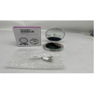Espejo de Maquillaje LED Redondo Mini Huaxun, Portátil, Plegable, de Bolsillo, Compacto, con Cable USB - Product Image 1