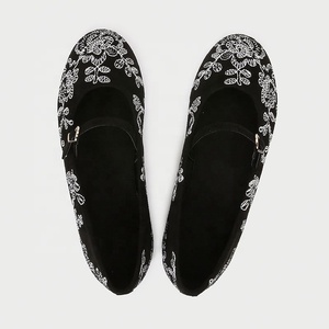Zapatos de Mujer Primavera/Verano 2026, Zapatos Planos de Ballet con Bordado, Punta Redonda, Estilo Mary Jane, Negros - Product Image 6