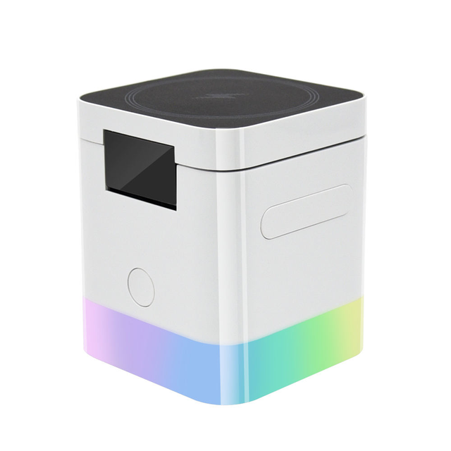 Hot Selling Desktop Stand 15W Fast Charging Station With RGB LED Night Light 3 in 1 Magnetic Wireless Charger