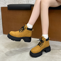 Sepatu Boots Wanita Kulit Retro Gaya Inggris Baru, Anti Air, Bernapas, Sol Tebal Katun, Model Pendek Chunky untuk Musim Gugur dan Musim Dingin