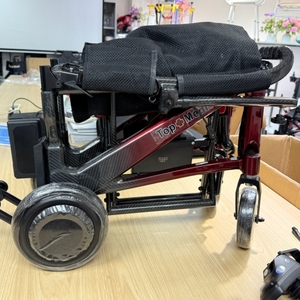 Ultra-lightweight 11KG Travel Lithium Battery All Terrain Wheel <b>Chair</b> Suitcase Carbon Fiber Electric Wheelchair For <b>Elder</b> - Product Image 2