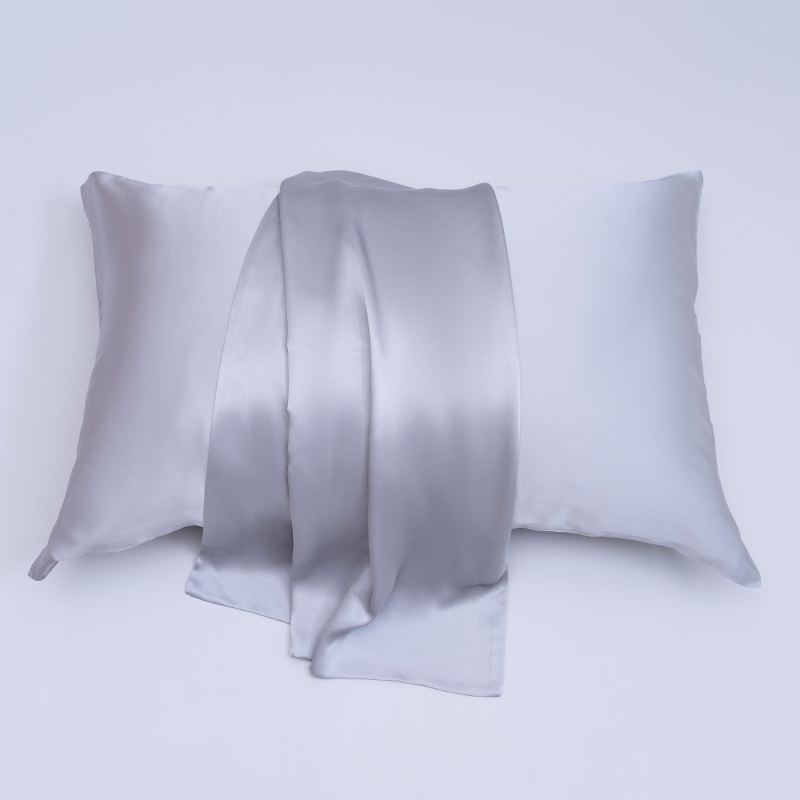 Soie de mûrier gris clair 100%6A