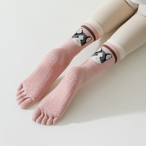 Vente en gros <span class=keywords><strong>Poga</strong></span> Pilates Crew Chaussettes Gip Gel Bas Élégant Tie Dye Femmes Mignon Animal 5 Toe Yoga Chaussettes - Product Image 4