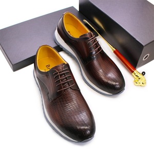 Sh11838a vero e proprio Video pubblicizzato scarpe da ginnastica da uomo di qualità costosa Sapatos Femininos 2025 - Product Image 1