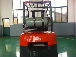 Modello FG25L 2.5T gpl altezza di sollevamento 3m con motore GQ-4y - Product Image 5