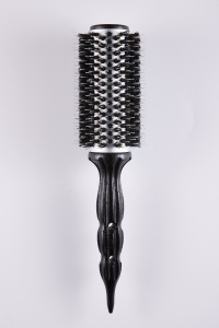 Cepillo de rodillo iónico de cerámica Cepillo térmico redondo de cerdas Pro - Boar para soplado de volumen y cepillo para mejorar el brillo del salón - Product Image 3