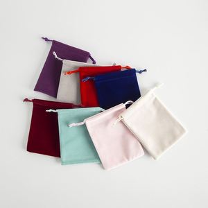 CSMD Chinese Manufacturer 5X7cm Ready to Ship Wholesale Thick <b>Velvet</b> <b>Material</b> Mini Ring Drawstring Pouch for Jewelry Accessories - Product Image 2