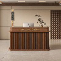 Comptoir de réception commercial multifonctionnel en MDF laqué de style médiéval rétro pour restaurant, maison d'hôtes, caisse
