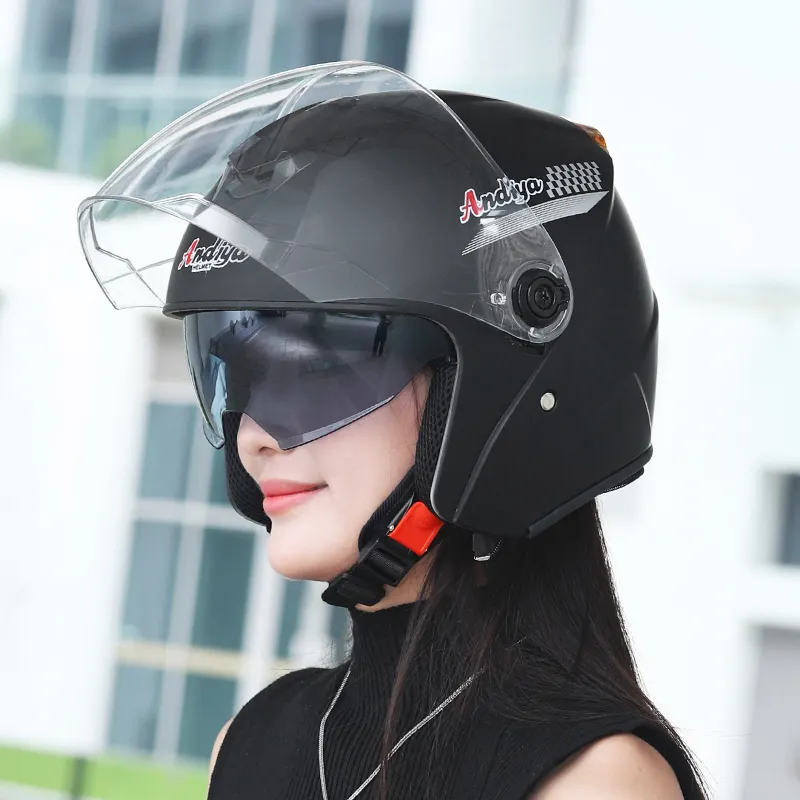 Helm sepeda motor bersertifikat untuk skuter mengendarai pelindung keselamatan 3/4 setengah wajah helm klasik untuk pria