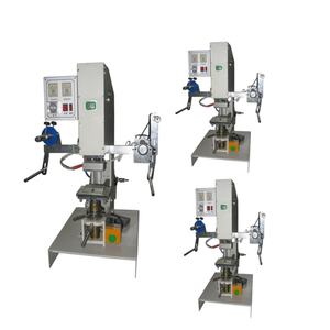 Presse à chaud semi-automatique de précision hautement populaire pour l'impression pneumatique d'étiquettes en papier et de vêtements - Product Image 2