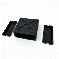 Boîtier de transport OEM en plastique rigide PP 4U empilable pour amplificateur avec verrous PP, 4 pieds et rainures