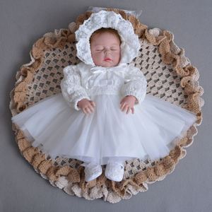 Vente en gros <span class=keywords><strong>de</strong></span> robe <span class=keywords><strong>de</strong></span> princesse féerique en dentelle à manches longues et impression personnalisée avec chapeaux Layettes pour enfant - Product Image 3