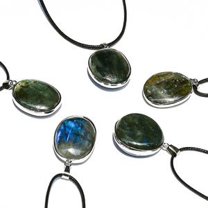 Hommes et femmes à la mode <span class=keywords><strong>Labradorite</strong></span> romantique <span class=keywords><strong>lumineuse</strong></span> avec pendentif Flash bleu pendentif lune <span class=keywords><strong>lumineuse</strong></span> collier pendentif - Product Image 5