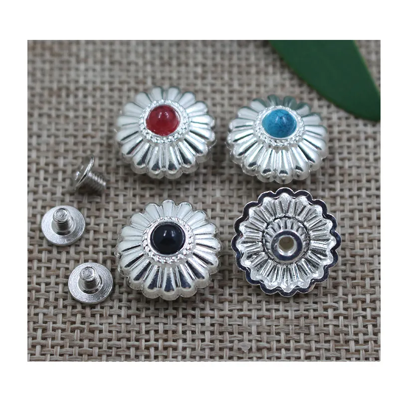 หนังคุณภาพสูงตกแต่งดอกไม้ Rhinestone ลูกปัด Concho/อานกระเป๋า Conchos/เงิน Conchos ขายส่ง