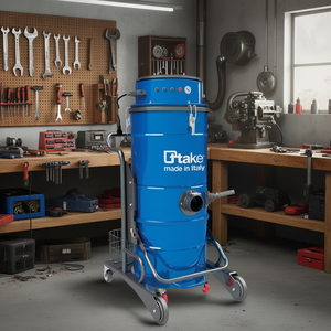 Aspiradora industrial Ttake DUST PRO 300 fabricada en Italia para uso en talleres - Product Image 3
