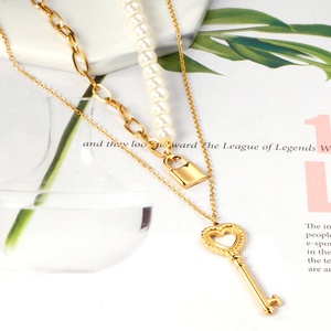 Collar de Moda 2021 con Colgante de Llave y Candado Personalizado de Acero Inoxidable con Doble Cadena para Mujer - Product Image 2