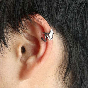 Wholesale Funny Humanoid <strong>Cartilage</strong> <strong>Earrings</strong> Punk C Shaped Ear <strong>Cuff</strong> <strong>Earrings</strong> Mini Silver Frog Clip on <strong>Earrings</strong> for Men - Product Image 2
