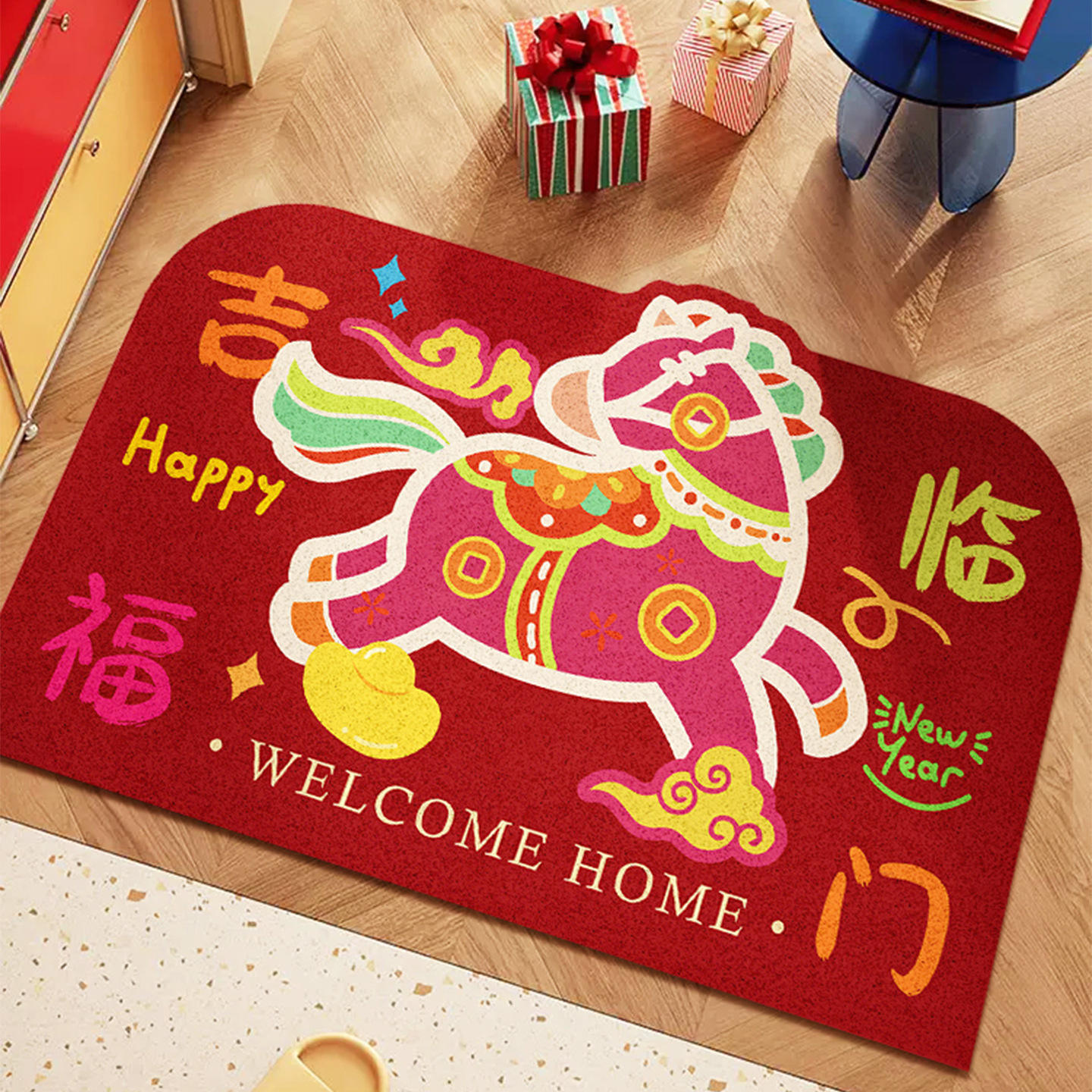 El Caballo de la Suerte Llega a la Puerta.