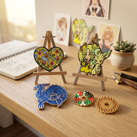 Épinglette en émail personnalisée avec paillettes, badge de revers en métal 3D Anime OEM, broche en émail dur, design artistique floral de dragon de dessin animé, collection de coffrets cadeaux