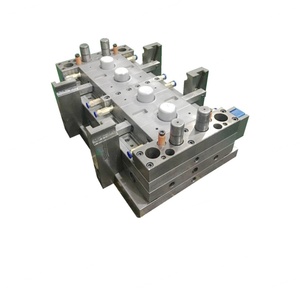 ODM OEM Vente Chaude Chine YIOT Fabrication de moules Moulage par injection plastique avec insert métallique pour pièces plastiques d'équipement médical - Product Image 2