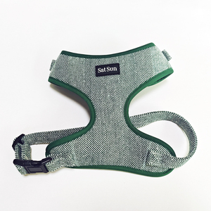 Fabricante personalizado perro arnés conjunto PANA ajustable mascota pecho Collar Acero inoxidable poliéster Pop Bowknot Bandana perro - Product Image 4