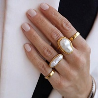 Bague minimaliste en acier inoxydable plaqué or 18 carats avec perle baroque, ouverture asymétrique, forme extraterrestre, ajustable, bijoux pour femmes