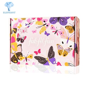 Caja de Regalo con Diseño Personalizado, Bonita, Individualizada, Única, con Mariposas Rosas - Product Image 2