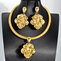 Nouvel ensemble de bijoux en laiton plaqué or 18 carats à la mode pour femme, boucles d'oreilles, pendentif, collier, style hip-hop, cadeau de mariage
