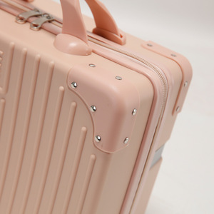 Sac carré rétro, mini valise en matériau ABPC, fermeture éclair, roues pivotantes, bagage de voyage léger, couleur unie, design à rivets - Product Image 1