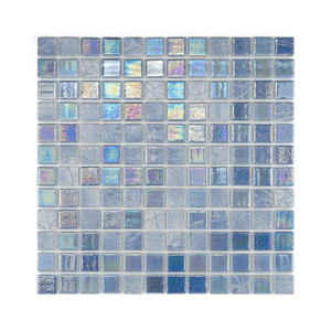 Mosaico in vetro Madeira 12x12 pollici iridescente blu grigio per pareti e pavimenti - Product Image 4