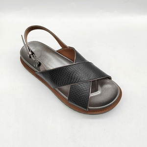 Diseñador de las mujeres de verano Pretty Girl zapatos de fondo plano de alta calidad suela gruesa de moda playa al aire libre <span class=keywords><strong>Sandalias</strong></span> <span class=keywords><strong>planas</strong></span> - Product Image 2