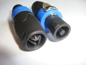 phụ kiện âm thanh 4 pin nam loa kết nối - Product Image 3