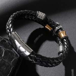 Vente en gros <span class=keywords><strong>de</strong></span> bracelets <span class=keywords><strong>de</strong></span> <span class=keywords><strong>marque</strong></span> <span class=keywords><strong>de</strong></span> <span class=keywords><strong>luxe</strong></span> pour hommes, bijoux avec breloque crâne et bracelets à boucle magnétique - Product Image 5