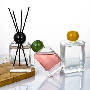 Nhà Máy Pricetransparent Hương Khuếch Tán Chai 100Ml 120Ml 180Ml <span class=keywords><strong>200Ml</strong></span> Glass <span class=keywords><strong>Reed</strong></span> Khuếch Tán Chai Với Bóng Mũ - Product Image 6