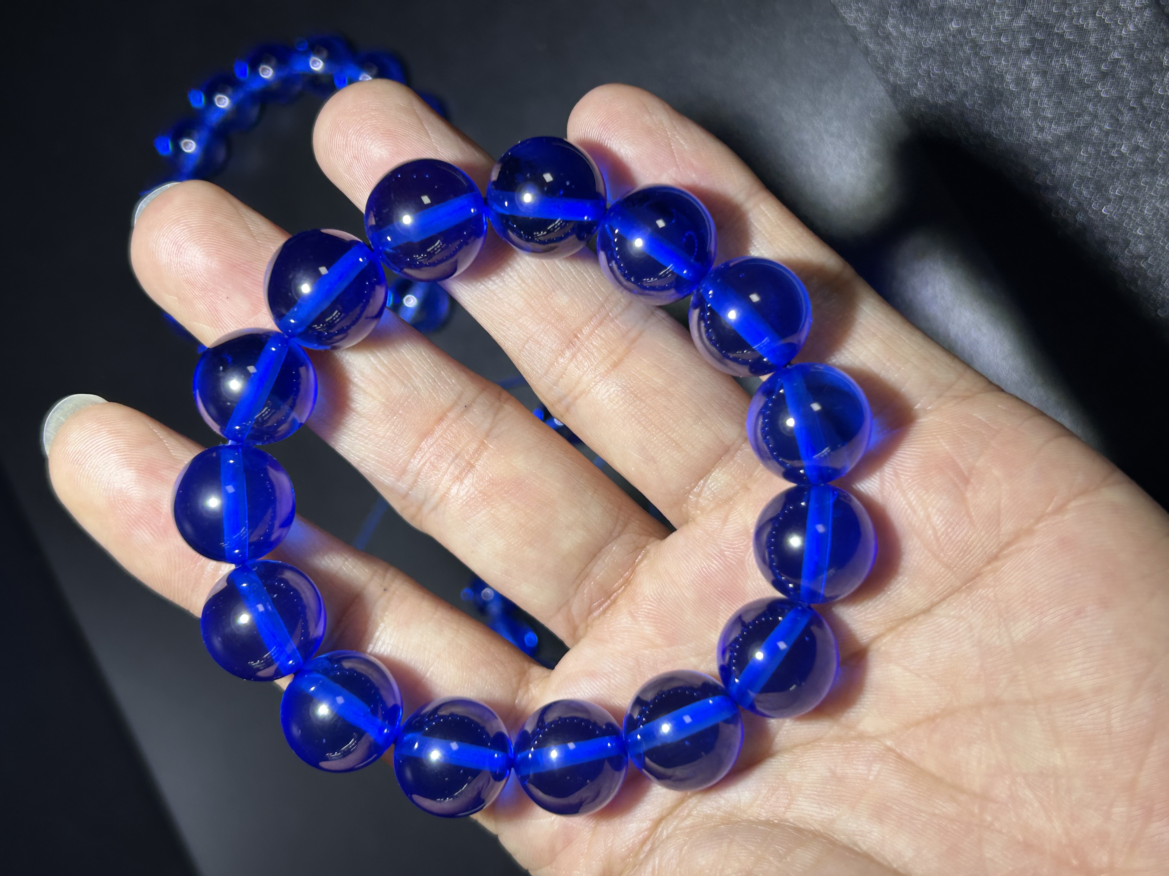 合成ブルーサファイアラウンドボール穴あきビーズ DIY ブレスレット