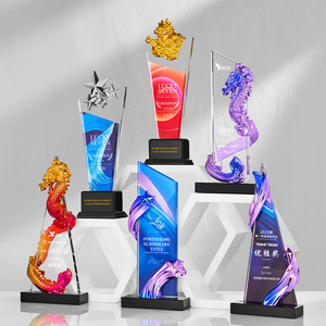 Trophée en cristal Ding Ai personnalisé en forme de pouce, récompense pour réunion annuelle, étoile à cinq branches en résine et métal, cadeau d'affaires créatif - Product Image 2