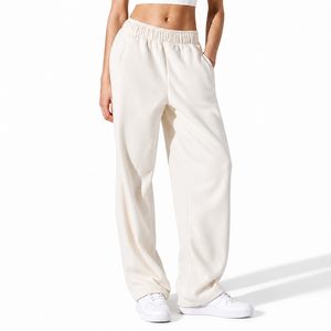 <span class=keywords><strong>Pantaloni</strong></span> Sportivi da <span class=keywords><strong>Donna</strong></span> Personalizzati OEM a <span class=keywords><strong>Gamba</strong></span> <span class=keywords><strong>Larga</strong></span> in 100% Cotone, Vita Media-Alta, Ideali per Sport Quotidiani e Abbigliamento Casual - Product Image 1