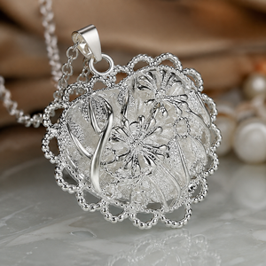 Collana con ciondolo a cuore con motivo intagliato, regalo quotidiano per donna, che ti amerò sempre. - Product Image 5