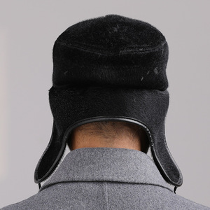Gorro plano de piel sintética de visón para hombre, negro y gris, con protección para las orejas, gorro cálido de invierno para personas de mediana edad y mayores. - Product Image 3