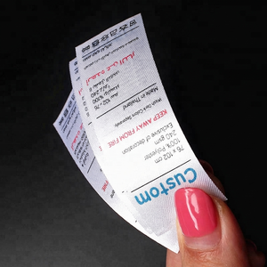Etiquetas de Cuidado de Lavado de <span class=keywords><strong>Cinta</strong></span> de Satén Estampada 100% Poliéster con Logotipo Personalizado <span class=keywords><strong>para</strong></span> <span class=keywords><strong>Ropa</strong></span> de Bebé - Product Image 3