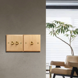 Panel de enchufe de pared Retro de madera maciza de estilo minimalista nórdico haya primaria con palanca de latón Color primario - Product Image 3