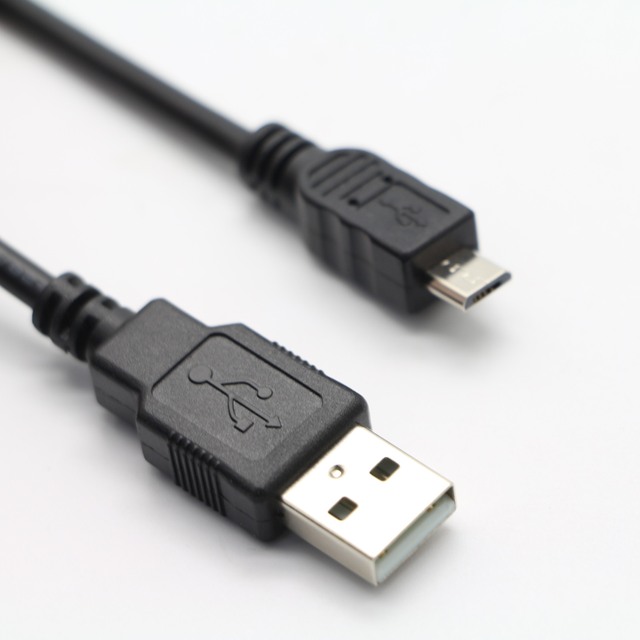 OEM/ODM USB2.0 USB A to Micro USB Cable Fast Charging and Data Transmission for Smartphones Speakers MP3