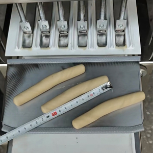 Machine automatique à baguettes, machine à façonner <span class=keywords><strong>le</strong></span> <span class=keywords><strong>pain</strong></span>, machine à fabriquer <span class=keywords><strong>le</strong></span> <span class=keywords><strong>pain</strong></span> en forme d'olive - Product Image 6