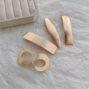 กิ๊บติดผมโลหะผสมหรูหรา ดีไซน์เรขาคณิต สีทอง สีเงิน ขนาดใหญ่ สำหรับผู้หญิง - Product Image 2