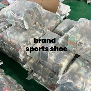 Chaussures de basket-ball internationales de marque d'occasion S04 pour hommes vente en gros de chaussures d'occasion baskets internationales pour hommes de marque de créateur britannique - Product Image 3