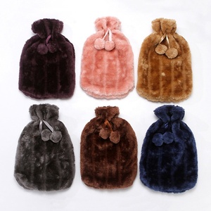 Sac à eau chaude étui de protection en peluche bouteille chaude couverture douce fausse fourrure sac à eau couverture amovible conservation de la chaleur fournitures d'hiver - Product Image 6