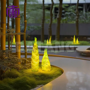 Luces LED 3D con Forma Personalizada, Resistentes al Agua (IP65), Material de Resina Transparente y Fibra de Vidrio para Jardín, Césped y Festivales al Aire Libre - Product Image 4
